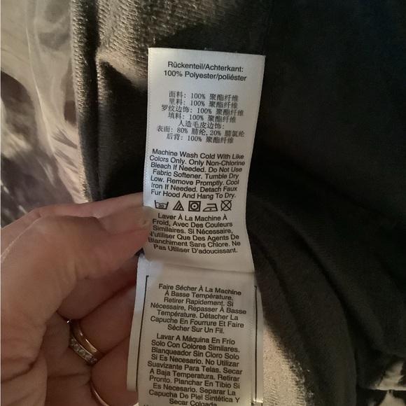 DKNY mid weight long puffer jacket - Picture 13 of 16